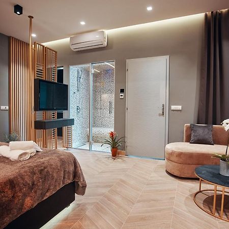 Monza Mirror Apartment Kikinda Exterior photo